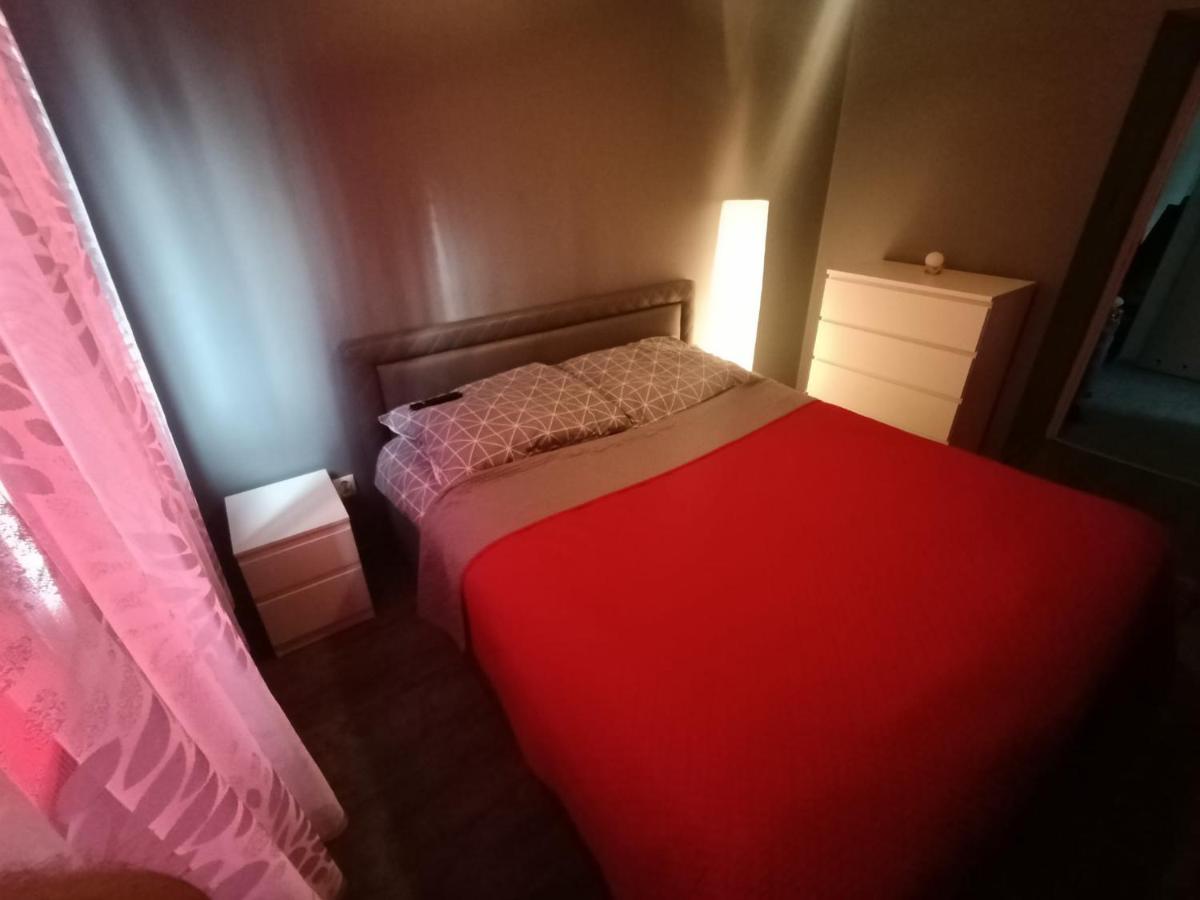 Apartament Przy Dworcu W Sanoku Exteriör bild